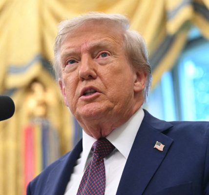 'We're going in': Trump says he will deploy National Guard to Chicago, timing unclear
