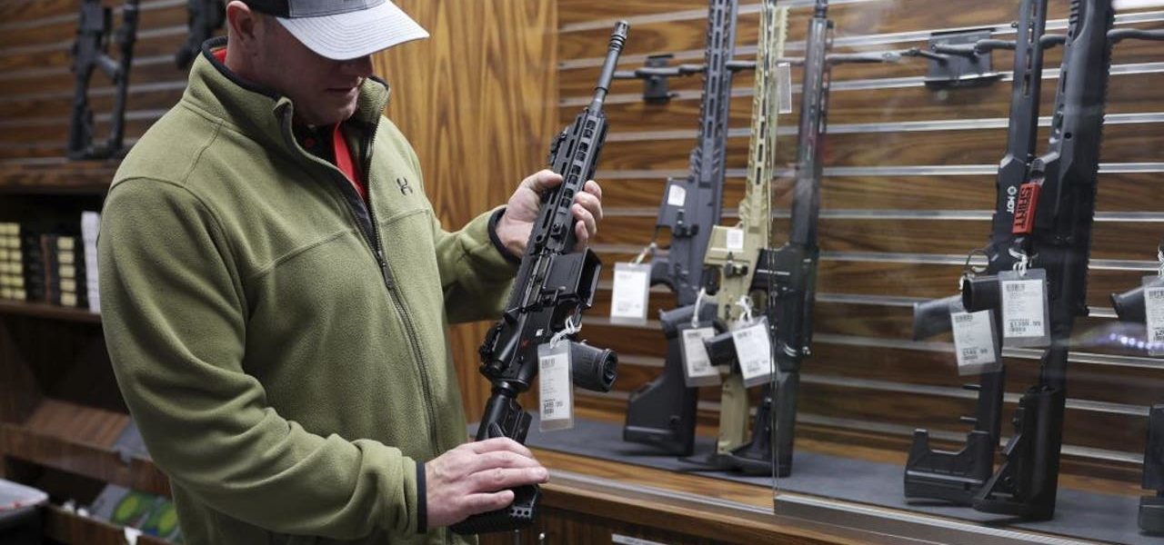 Trump DOJ official argues against Illinois assault weapons ban