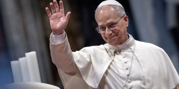 Dolton native Pope Leo XIV celebrates 70th birthday, given Portillo’s cake