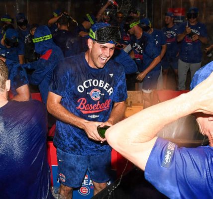 Cubs soak in the moment after clinching first postseason berth since 2020