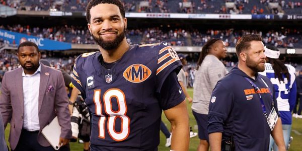 How Caleb Williams' footwork is a how the Chicago Bears QB took home an important accolade