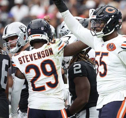 How we graded the Chicago Bears in their nail-biter vs. Las Vegas