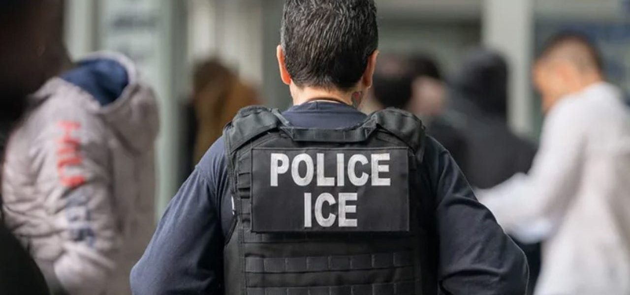 Chicago suburb alerts residents to possible ICE activity as Trump admin ramps up enforcement