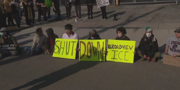 Protesters rally outside ICE processing center in Chicago suburb