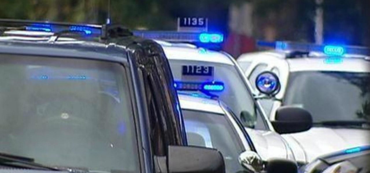 Man, 33, shot in car on Chicago's West Side