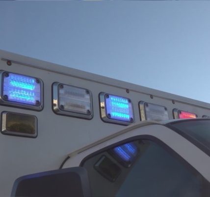 Possible meth lab in suburban Chicago sends 8 first responders to hospital