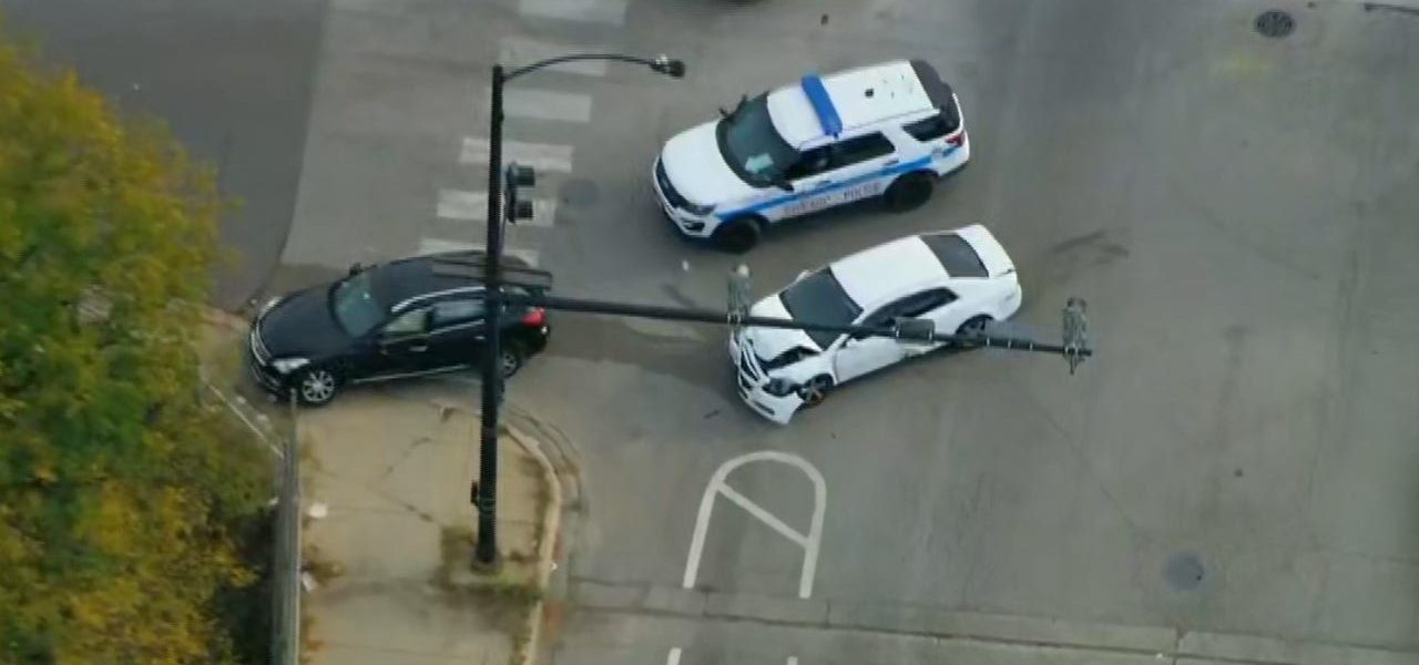 Federal agents briefly detain person tied to West Side crash, police say