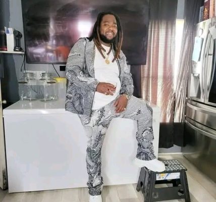 Carbondale, Illinois was struck by tragedy in the early hours of Thursday morning, as 38-year-old Daryl L. Norwood lost his life in a fiery crash that has left the community reeling.