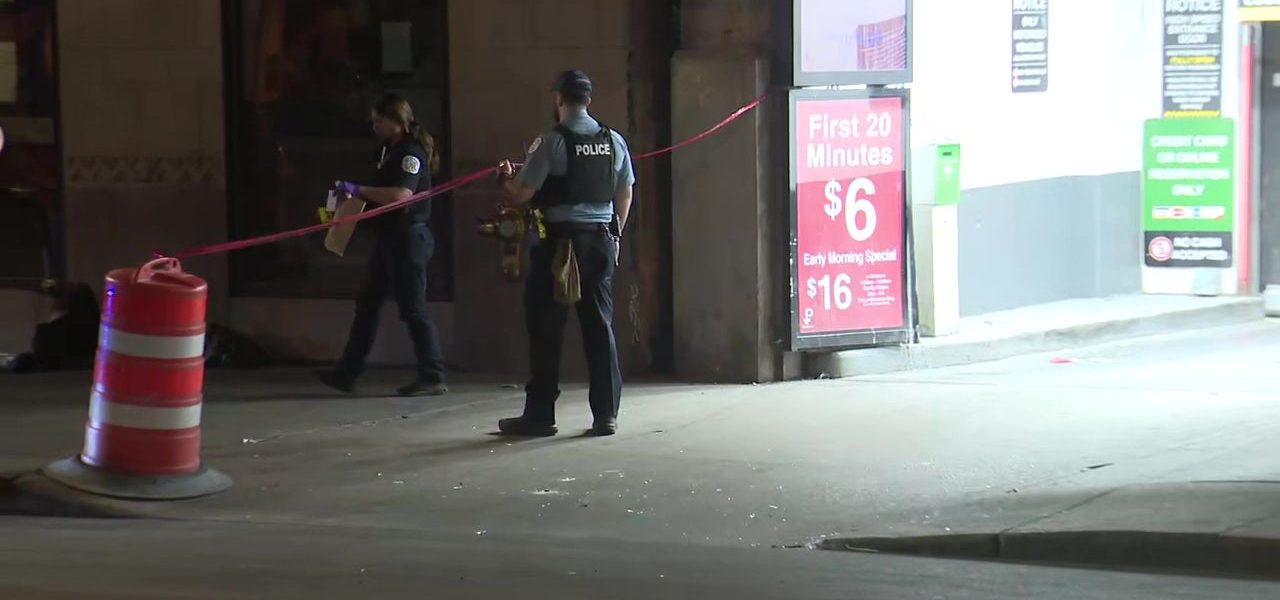 Man shot near 7-Eleven in downtown Chicago