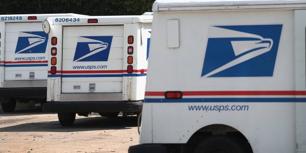 ‘Just heartbreaking’: USPS worker shot in face by delivery man after fight in Washington apartment complex, cops say