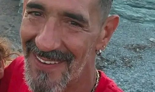 New Bedford, Massachusetts – A late-night motorcycle crash near Exit 2 on Route 24 claimed the life of Scott Langlois, 51, of New Bedford