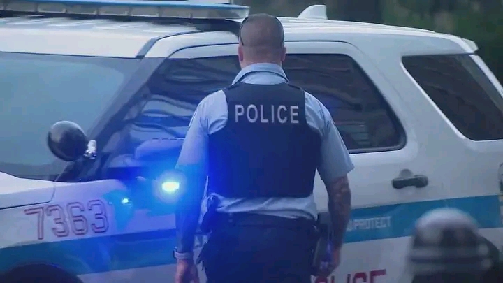 Chicago, Illinois: A young boy was found shot to death Wednesday morning on the South Side of Chicago