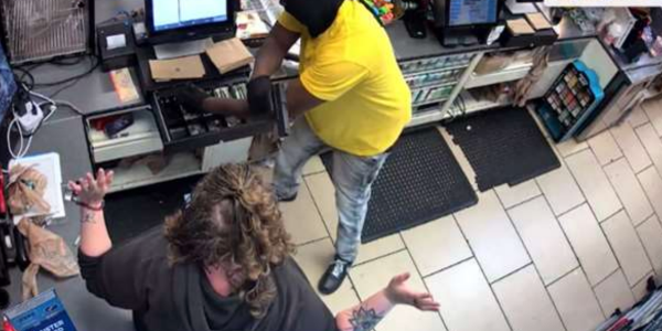 Florida man robs $7K worth of lottery scratch-offs from convenience store, goes back to redeem winners, feds say