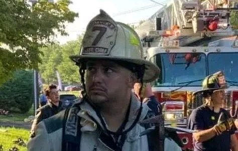 Ambler, Pennsylvania – Authorities and the community are mourning the loss of Jonathan Deck, the beloved Deputy Chief of the Wissahickon Fire Company, who passed away unexpectedly