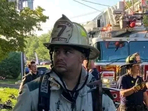 Ambler, Pennsylvania – Authorities and the community are mourning the loss of Jonathan Deck, the beloved Deputy Chief of the Wissahickon Fire Company, who passed away unexpectedly