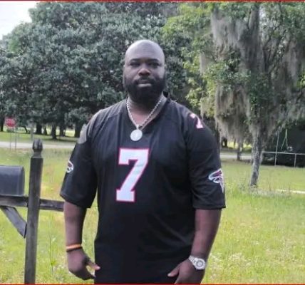 St. Helena Island, South Carolina — A night of laughter, music, and friendship turned into horror when gunfire erupted just before 1 a.m. at Willie’s Bar, leaving four people dead and more than twenty injured.