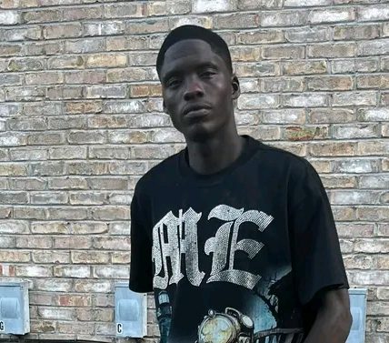 Uniontown, Alabama — A tragic shooting on the evening of October 12, 2025, claimed the life of 21-year-old Shermain Cain, who was found fatally wounded while sitting in his vehicle near U.S. Highway 80, close to Jones Lounge and the Dollar General