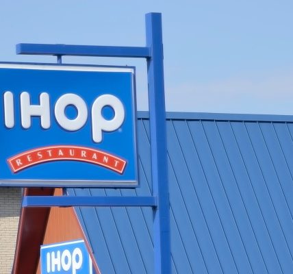 IHOP security guard faces murder charge for killing a homeless man causing a disturbance in restaurant