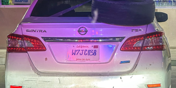It’s basically OK, right? Cops pull over suspect with hand-drawn license plate