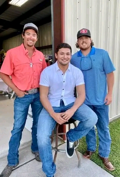 Hitchcock, Texas – A devastating boating accident has claimed the life of Haze Gardner, a beloved resident whose sudden passing has left the small Gulf Coast community heartbroken