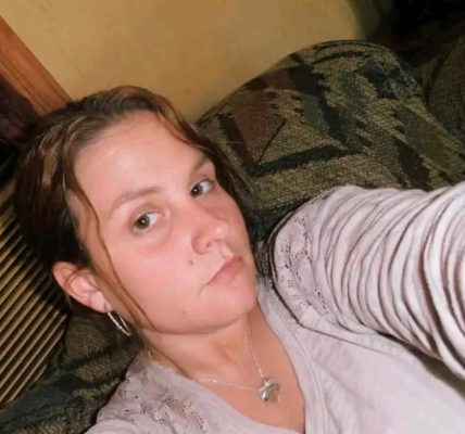 Summerville, Georgia — A woman known for scavenging through dumpsters in Chattooga County was tragically crushed and buried under tons of garbage after being unknowingly collected with the trash.