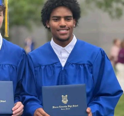 Franklin Park, Illinois – An 18-year-old from Waukegan lost his life in a tragic motorcycle accident on I-294 last Thursday afternoon