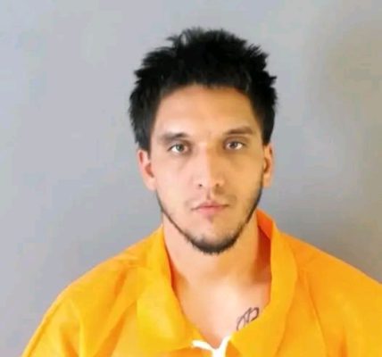 Thornton, Colorado – The community of Thornton, Colorado, was shaken Thursday afternoon when a teacher from Meadow Community School collapsed after being stabbed