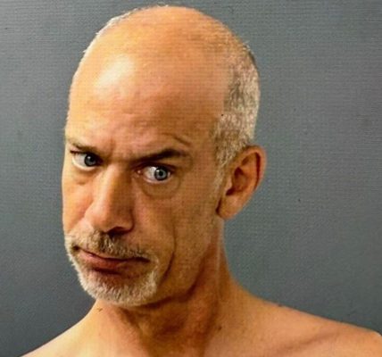 Man wearing only a Speedo assaulted 911 dispatchers after barging into sheriff’s office, authorities say