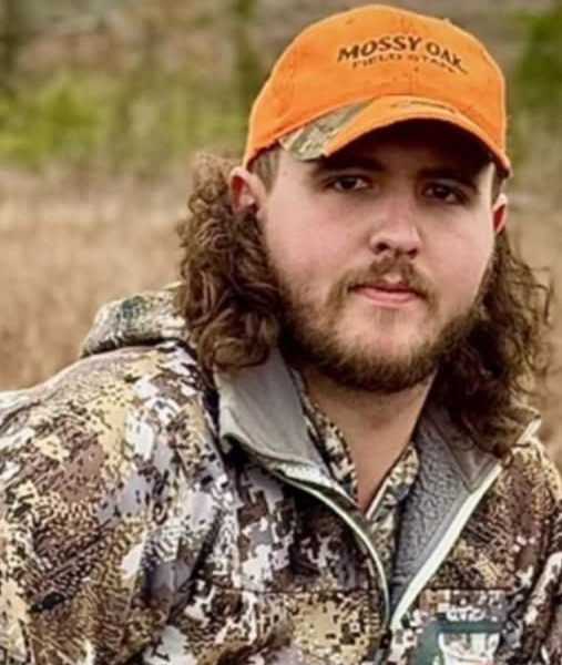 Big Mike’s, City/Region] – The community and team at Big Mike’s are mourning the heartbreaking loss of Dyson James, a cherished member of the family who passed away