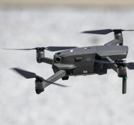 FAA bans drones over Chicago amid continued federal immigration enforcement