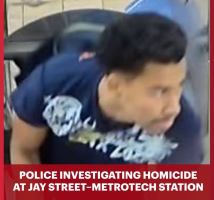 Brooklyn, New York – A man was brutally beaten to death Tuesday afternoon at the Jay Street–MetroTech subway station, authorities confirmed.