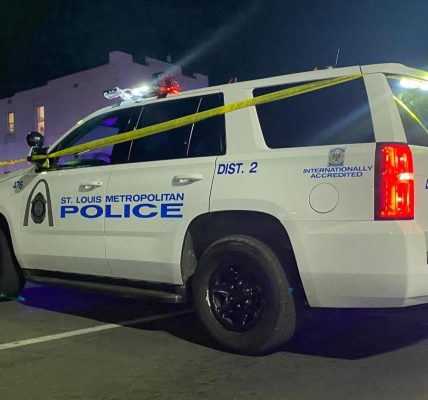 St. Louis, Missouri: A 14-year-old boy was shot Tuesday evening during an attempted armed robbery in downtown St. Louis.