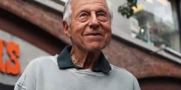 New York, New York – Saul Zabar, the legendary owner of Zabar’s Market, has died, leaving New York City and his loved ones in mourning.