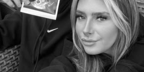 Winterville, North Carolina: Kimora Robinson, 17, tragically died in a fatal morning traffic collision near a local high school.