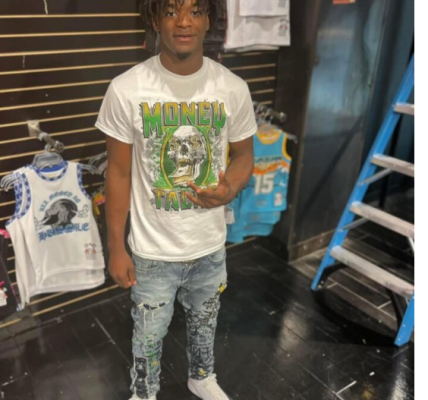 Copiah County, Mississippi — The tight-knit community of Copiah County is in shock following the tragic death of Decedric Stampley, 20, who was fatally shot late Monday night.