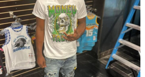 Copiah County, Mississippi — The tight-knit community of Copiah County is in shock following the tragic death of Decedric Stampley, 20, who was fatally shot late Monday night.