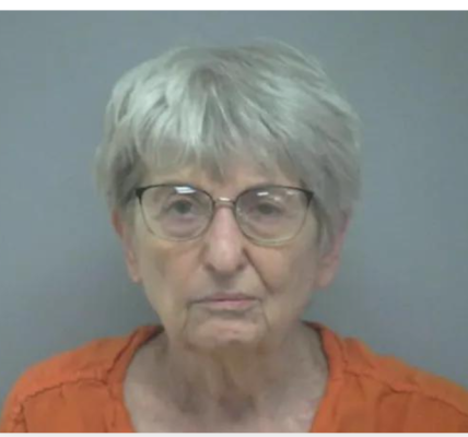 HILTON HEAD ISLAND, SOUTH CAROLINA — Authorities confirmed the arrest of 82-year-old Harriet Kay Recker for allegedly shooting and killing her husband,