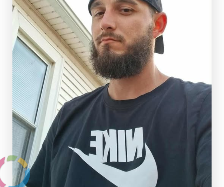 Owensboro, Kentucky — The community is mourning the devastating loss of 32-year-old Tyler Hamilton, who tragically lost his life in a motorcycle crash late Tuesday night near the U.S. 60 Bypass off-ramp. The fatal collision