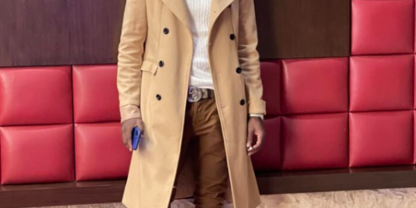 Cincinnati, Ohio – A quiet early morning turned deadly outside a popular downtown bar when Justin Johnson, 34, was found fatally shot in his black BMW on Sycamore Street.