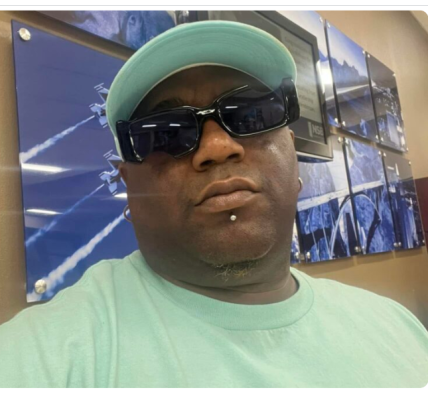 Las Vegas, Nevada – Deaon Crawford tragically lost his life early Thursday morning in a devastating and senseless act of violence that has left family, friends, and the community grappling with heartbreak.
