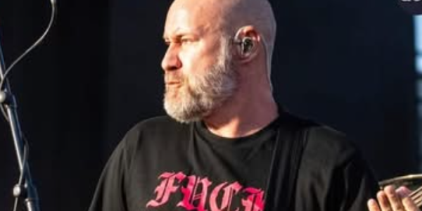 Los Angeles, California — The global rock and nu-metal community is mourning the loss of Sam Rivers, the legendary bassist and founding member of Limp Bizkit, who passed away on Saturday