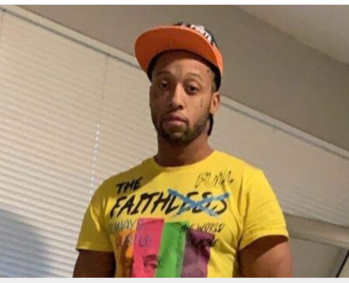 LOUISVILLE, KENTUCKY — A quiet Wednesday afternoon turned tragic when police discovered a young man dead from multiple gunshot wounds inside an apartment on Arbor Pointe Drive.