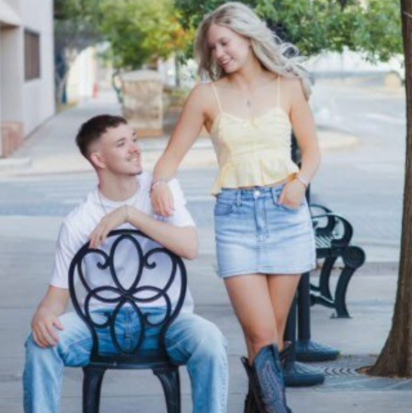 Carrizo Springs, Texas – The close-knit community of Carrizo Springs is mourning the sudden loss of Blake Sweeten, who tragically died in a car accident,