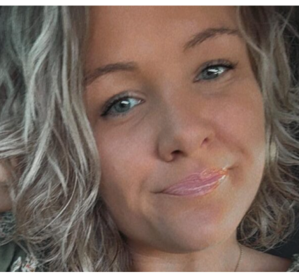 Hernando, MI – The close-knit community of Hernando, Mississippi, is in mourning following the sudden and heartbreaking loss of Chelsie Bailey,