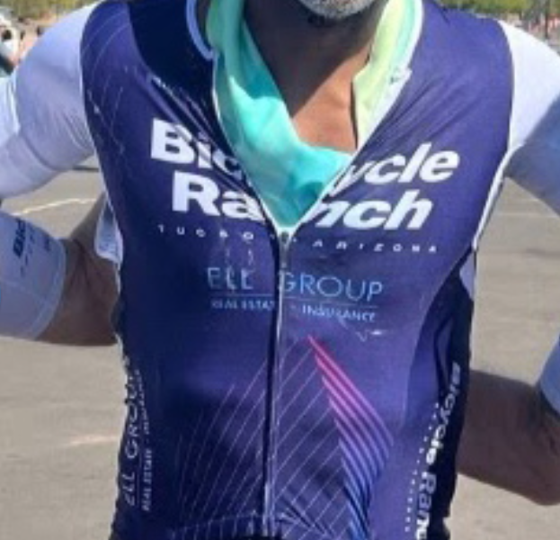 Marana, Arizona – A father and cycling enthusiast tragically lost his life in a morning traffic incident involving a cement truck on October 29, 2025