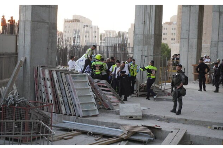 Jerusalem, Israel – Menachem Mendel Litzman, a 20-year-old young man, tragically died Thursday after falling from the 20th floor of a high-rise building under construction in Jerusalem.