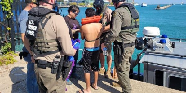 Undocumented immigrant arrested in Lake Michigan near Navy Pier during Chicago crackdown, Border Patrol says