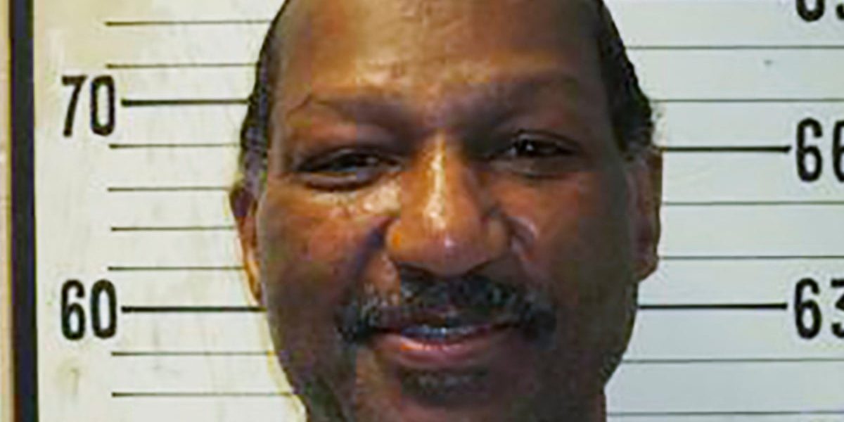 Inmate’s heart active nearly two minutes after execution, lawyer claims
