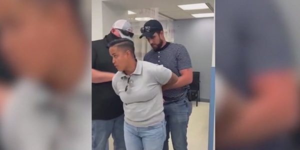 Video shows Chicago alderwoman handcuffed after questioning ICE agents at hospital