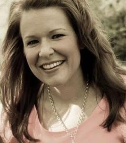 Litchfield, Illinois — Jennifer Helgen, a beloved wife, mother, and dedicated business owner, passed away, leaving the Litchfield community in mourning